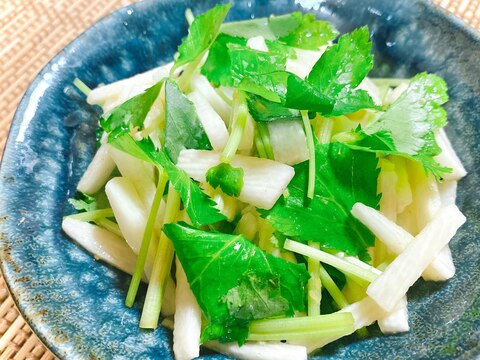 さっぱり箸休め❁⃘長芋とみつばの柚子胡椒ポン酢和え